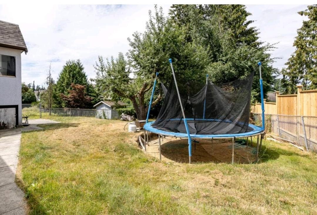 Vintage - 3 Bed House - North Surrey - Ping-Pong And Pool Table - Tv Cable 빌라 외부 사진