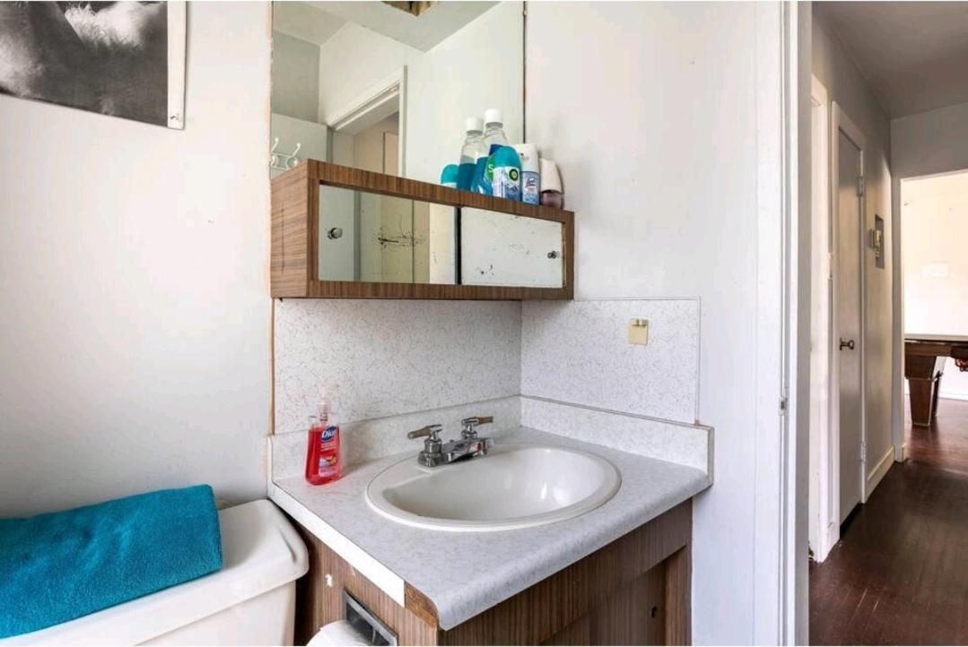 Vintage - 3 Bed House - North Surrey - Ping-Pong And Pool Table - Tv Cable 빌라 외부 사진